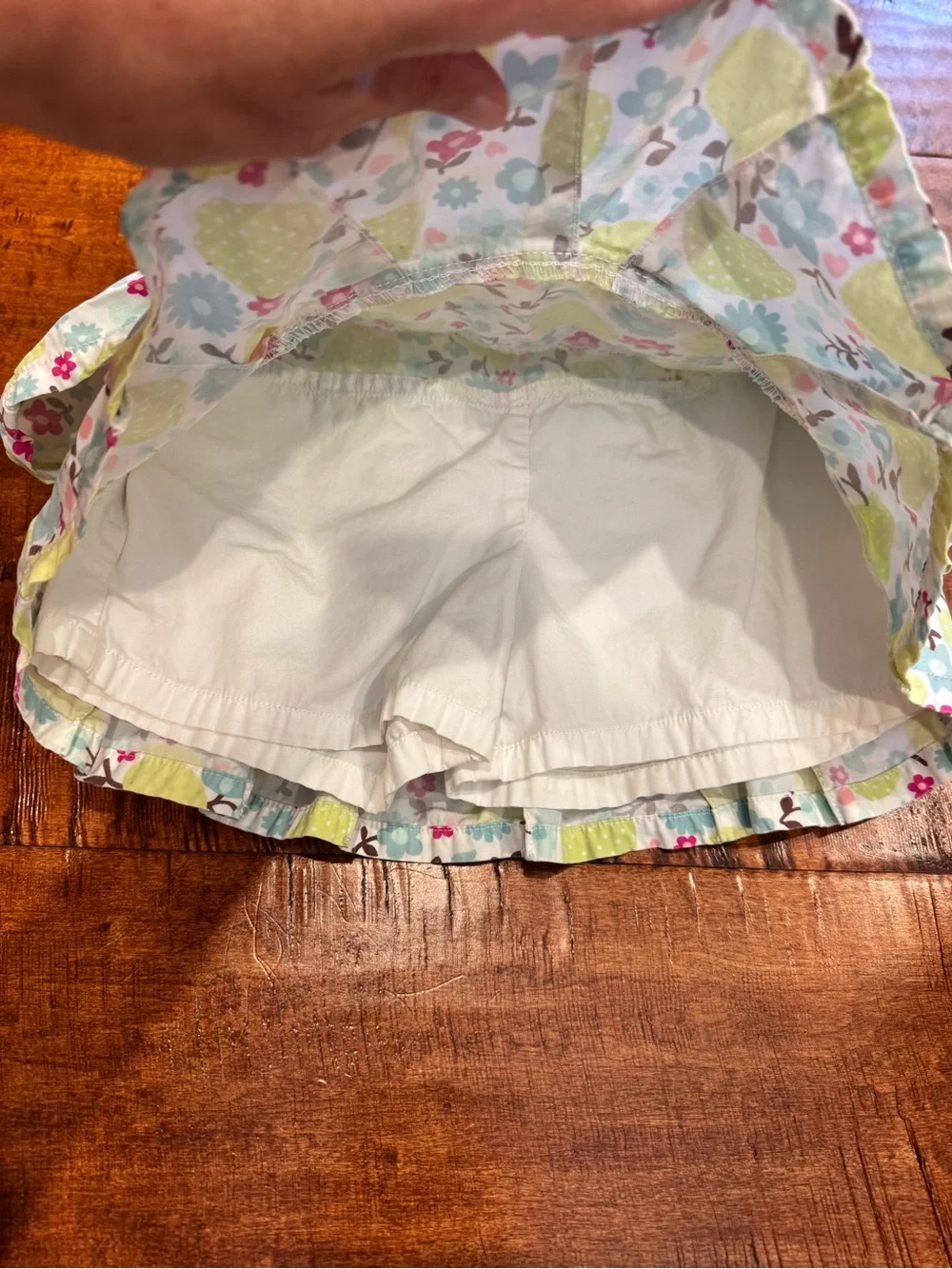Gymboree White Skort with Green Apple & Pink Flower Print